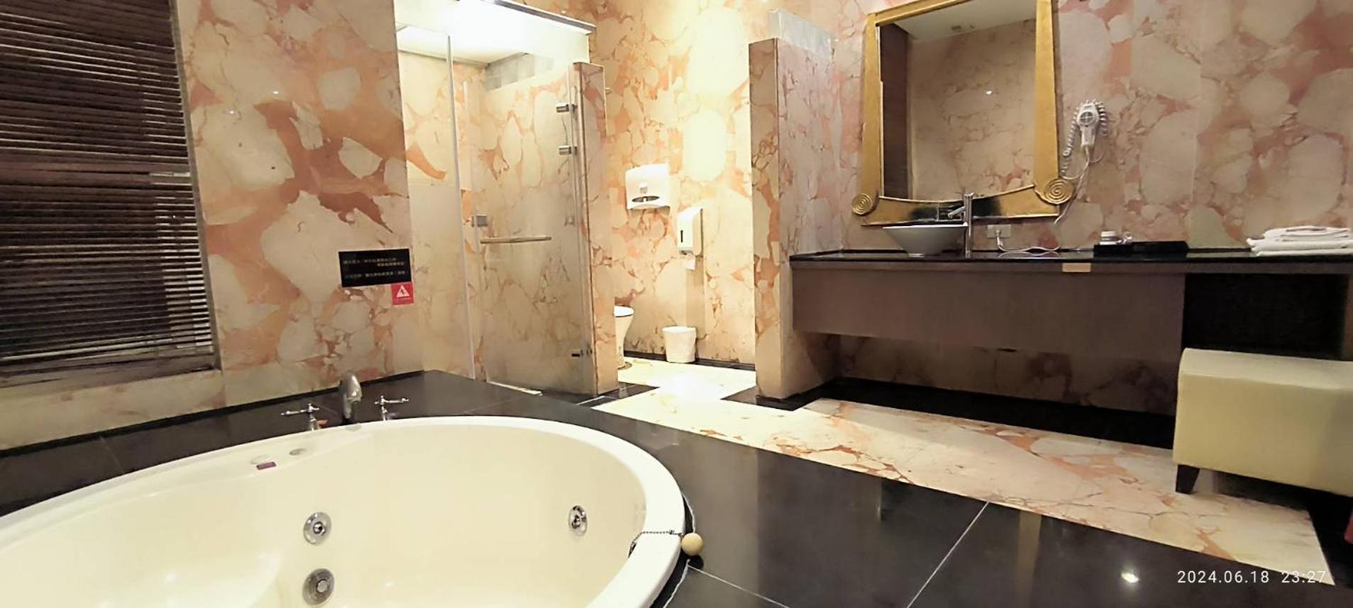 Shantis Motel Ťia-i Exteriér fotografie